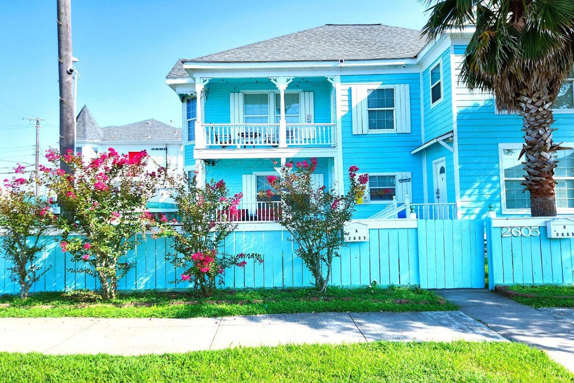 Casaazul-2605B-Pleasure Pier & Beach A Block Away- 3Bed 2Bath 7 Beds- 7 Minutes To Cruise Terminal Galveston Exterior photo